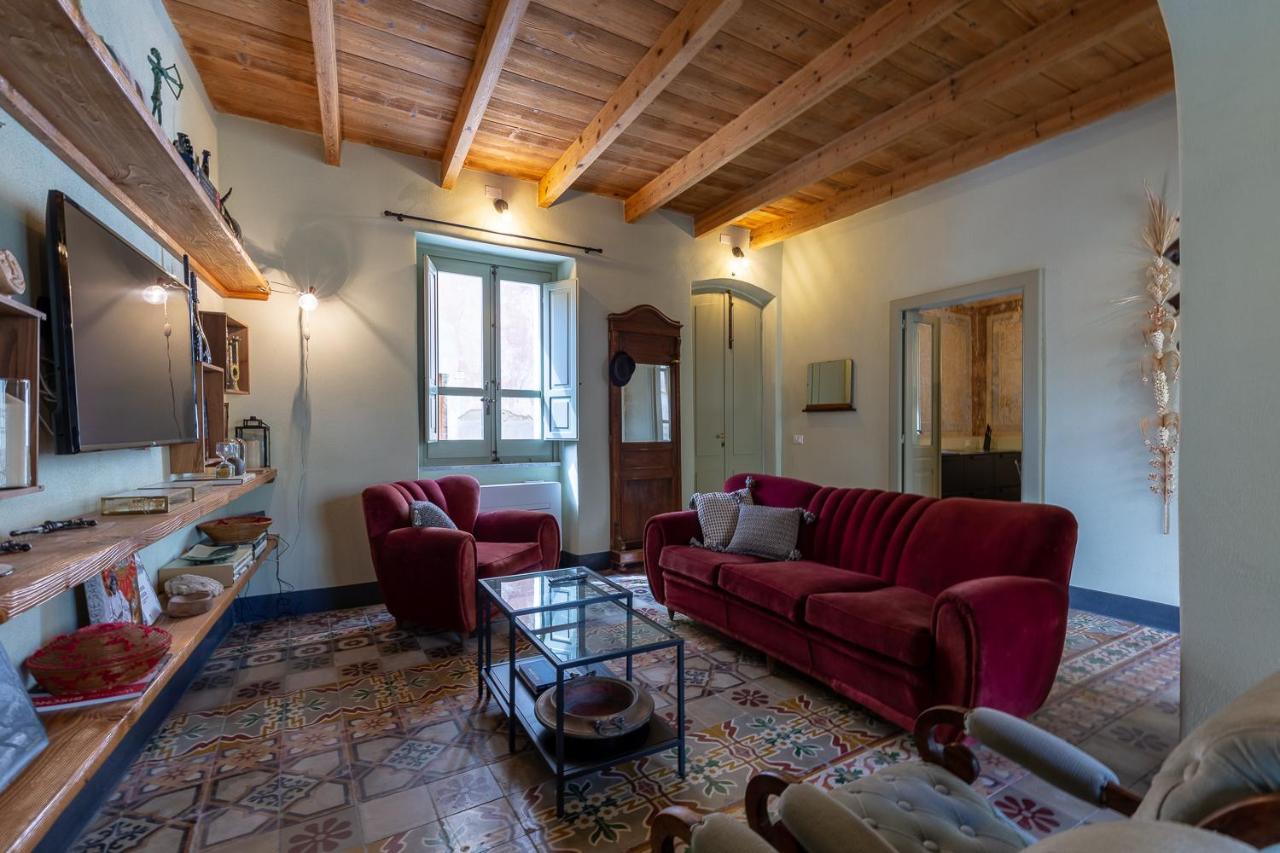 Ladiri - Antica Dimora In Terra Cruda Villa Sìnnai Eksteriør billede