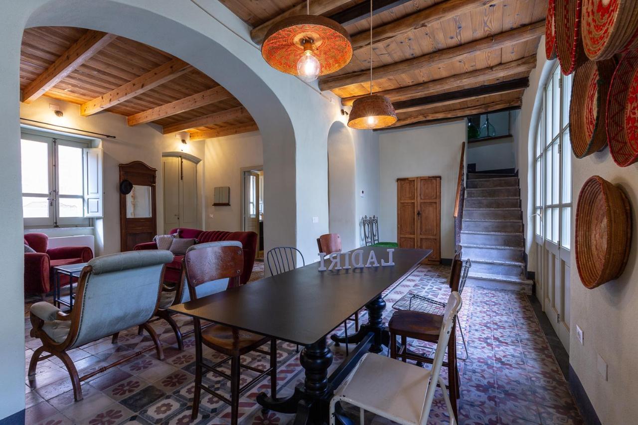 Ladiri - Antica Dimora In Terra Cruda Villa Sìnnai Eksteriør billede